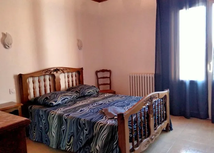 Maison De Village Corse 度假居