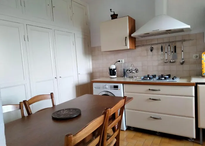 Maison De Village Corse 度假居